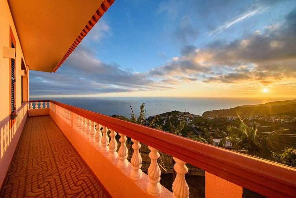 Lombo Cesteiro Guesthouse Tabua  Exterior photo