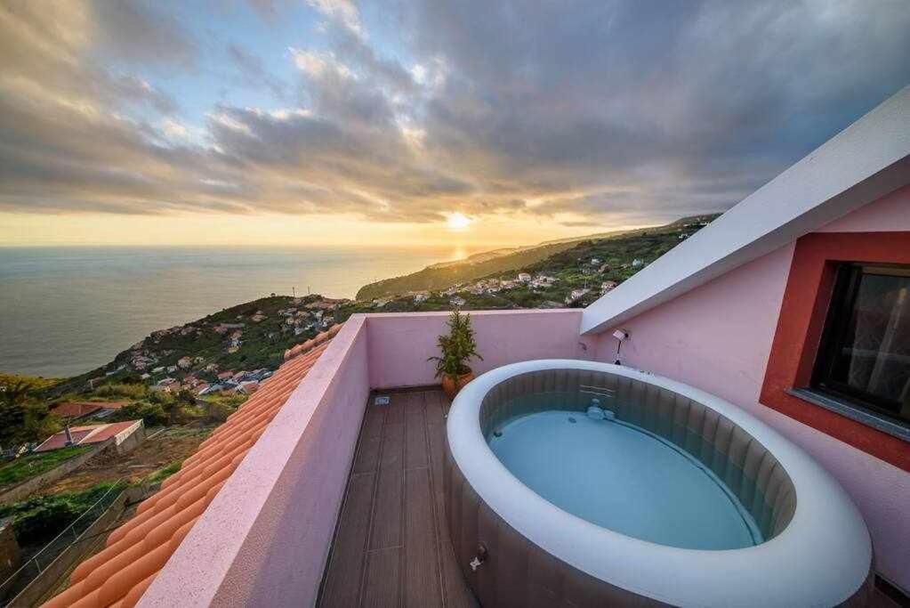 Lombo Cesteiro Guesthouse Tabua  Exterior photo